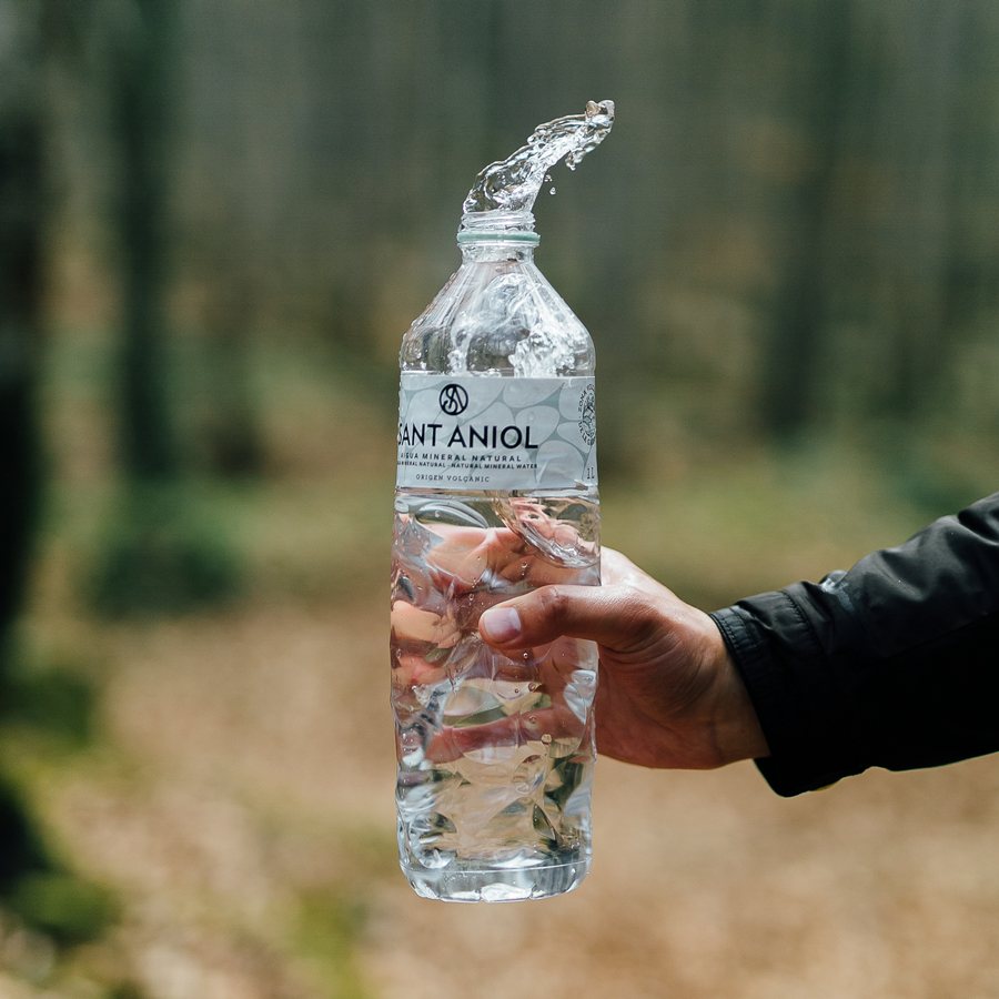 Минерална вода Sant Aniol PET 1.5l от BNKWines.bg