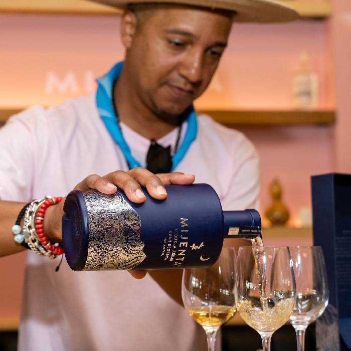 Текила Mijenta Añejo Gran Reserva - 700ml от BNKWines.bg